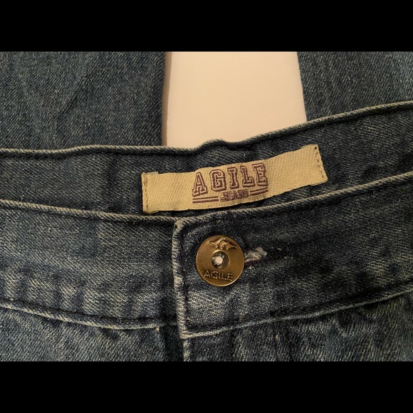 Agile Denim Distressed Denim Jeans - Picture 2 of 7